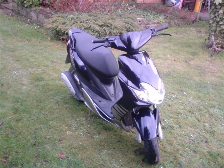 Yamaha jog R SOLGT billede 2