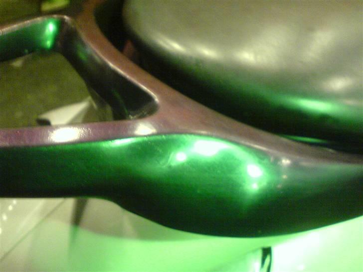 Peugeot Looxor "MISSUNDAZTOOD" - Min omlakering af spoiler, det ser nice ud men dårligt cam:( billede 3