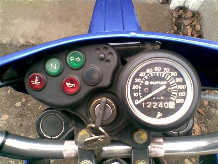 Suzuki rmx (SOLGT) billede 2