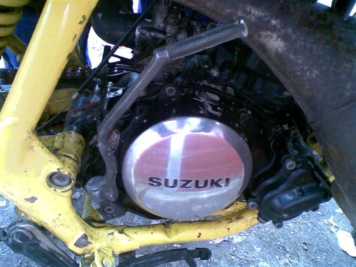 Suzuki rmx (SOLGT) billede 3