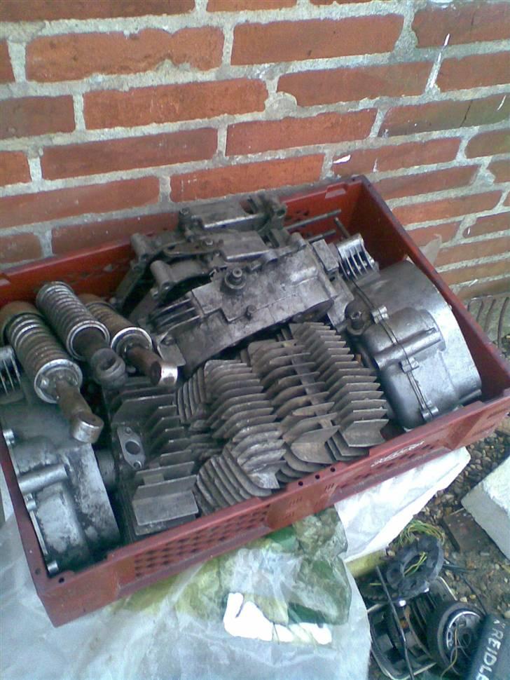 Kreidler 1,2 HK 2g  - lidt af de dele jeg fik med billede 10