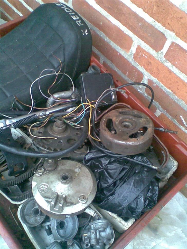 Kreidler 1,2 HK 2g  - lidt af de dele jeg fik med billede 12