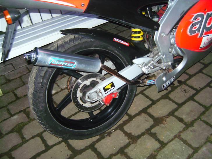 Aprilia Rs 50 SOLGT - doopler potten fik lige en hurtig gang autosol tidligere billede 3