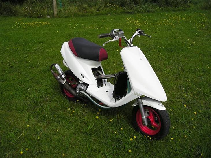 {{currentPhoto.altText}} billede {{currentPhoto.number}}