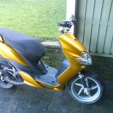 Yamaha jog R solgt 8000
