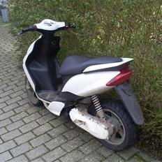 Yamaha jog R
