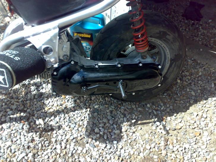 Aprilia evo Rally under ombygning billede 1