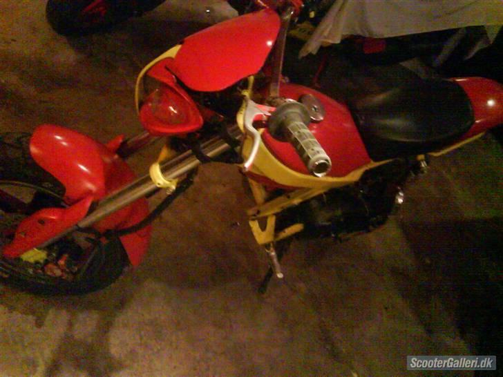 Suzuki Mcdonals Magic byttet billede 7