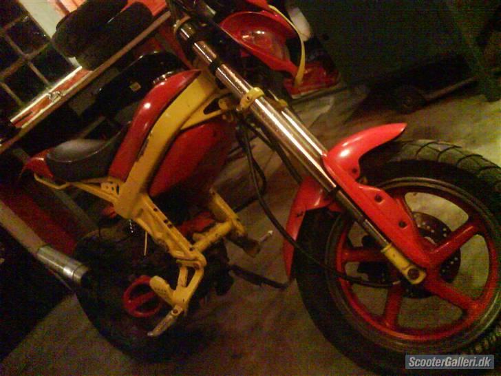 Suzuki Mcdonals Magic byttet billede 8