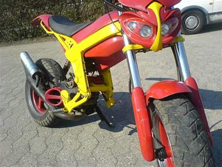 Suzuki Mcdonals Magic byttet billede 10