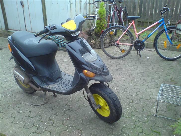 Gilera Stalker (Til salg) - Et nyt billede, hvor den dog er en smule beskidt ;) billede 8