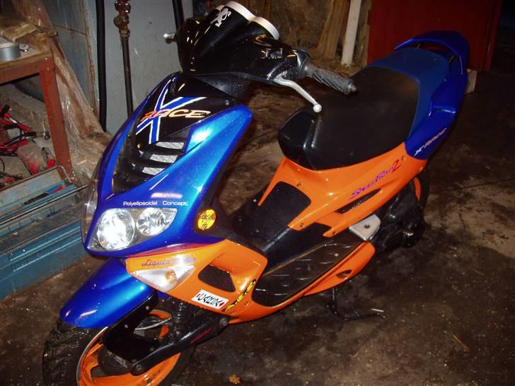 Peugeot speedfight2 XraceLC SOLGT billede 1