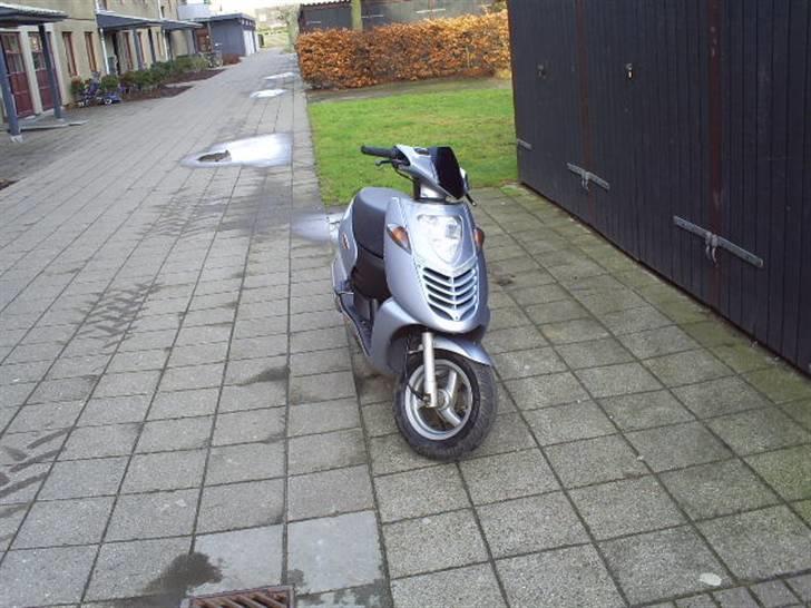 Aprilia sonic billede 7