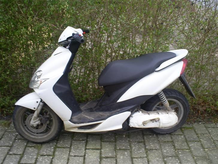 Yamaha jog R billede 1