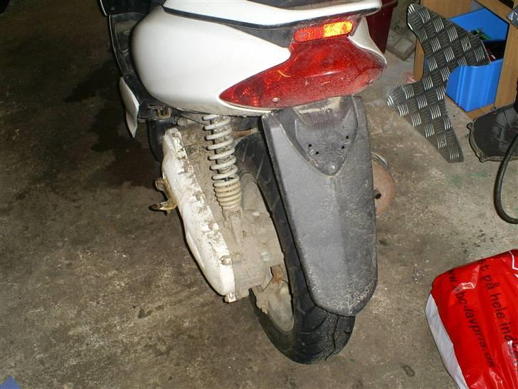 Yamaha jog R billede 5