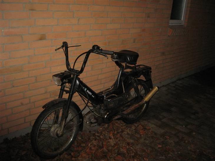 {{currentPhoto.altText}} billede {{currentPhoto.number}}