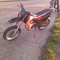 Gilera SMT   **SOLGT**