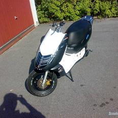 Aprilia sonic (SOLGT)