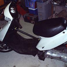 Yamaha Jog AS  (SOLGT)