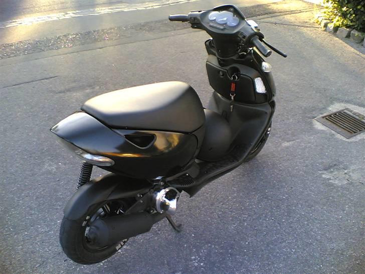 Aprilia Sonic (Solgt) - ((Gamle Billeder kommer nye til sommer)) billede 2