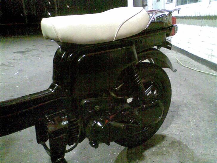 Suzuki FZ50 Black n´ Black [VÆK] -  NYT! billede 3