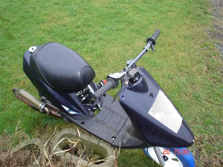 Yamaha jog Polini evo - Joggen <3 Skjoldene bliver malet, og nyt varioskjold kommer på! billede 17