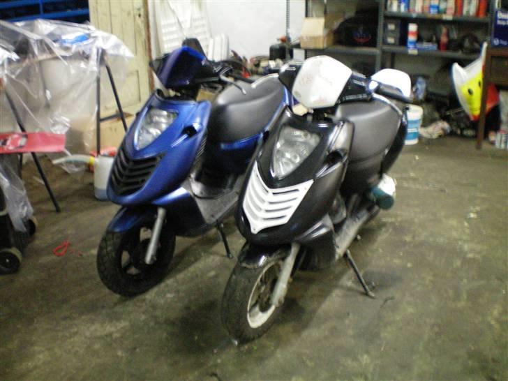 Aprilia Sonic Byttet - Sammen med min anden sonic, min tredje sonic er under opbygning :)  billede 6