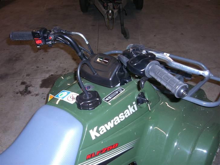 Kawasaki KLF 125 billede 5