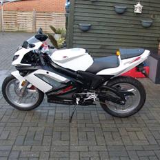 Rieju RS2 Matrix ( S O L G T )