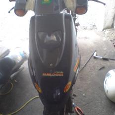 Derbi Hunter " SOLGT "