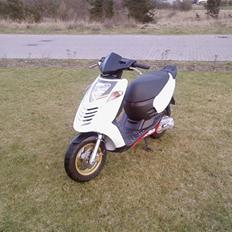 Aprilia sonic