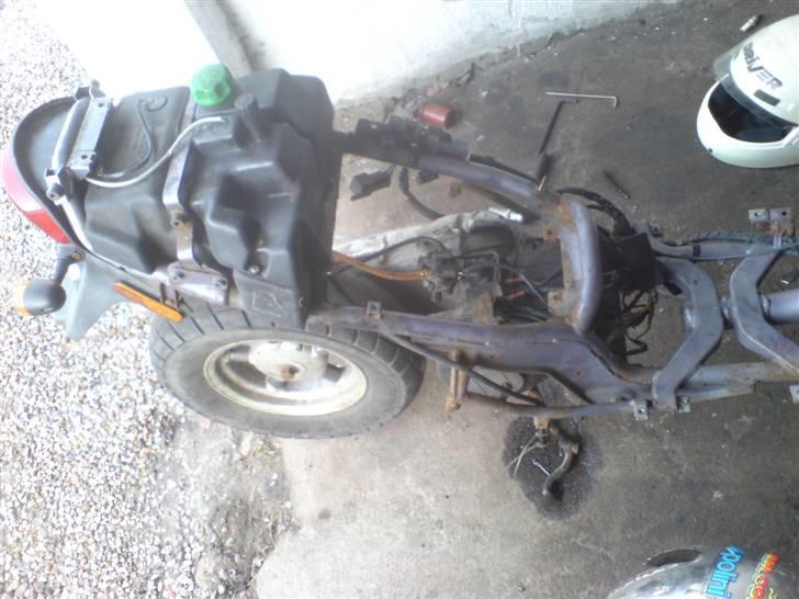 Derbi Hunter " SOLGT " billede 3