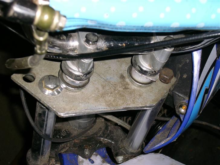 Kinroad (Byttet til PGO Comet ) - her ser de skader der kom der jeg veltede har selv lavet et styrholder ps. nogen der ved hvor man kan købe sådan nogen henne. billede 4