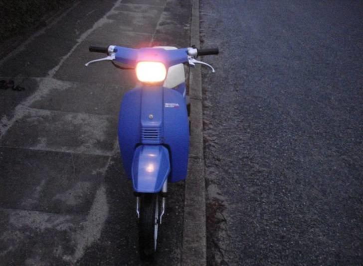 Honda Melody SOLGT billede 2