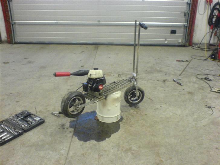 MiniBike Løbehjul Projekt billede 2