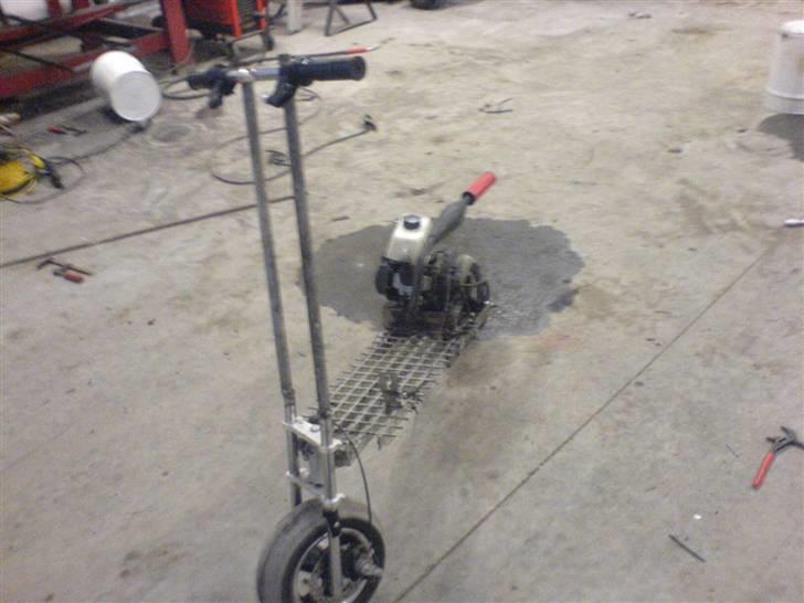 MiniBike Løbehjul Projekt billede 11