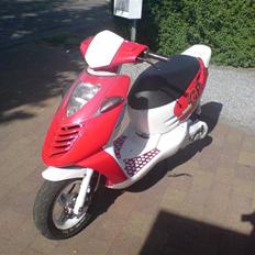 Aprilia sonic Solgt 8000 kr :)