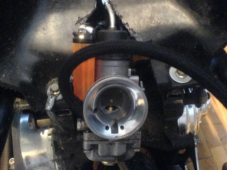 Yamaha Jog LC carbon teamspeed billede 17