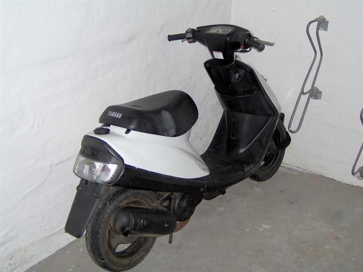 Yamaha jog fs "stjålet" - den faktisk ganske pæn men bliver alligevel en anden farve.... billede 1