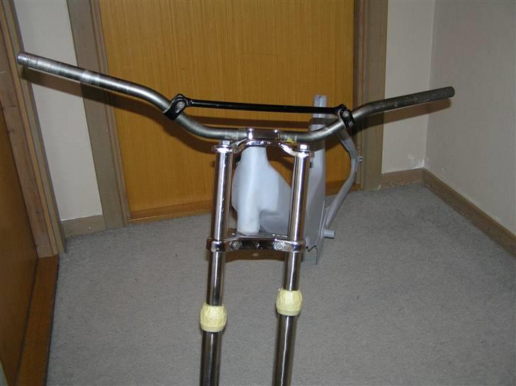 Puch maxi solgt i stumper  - Grundet stel med Renthal styr og EBR forgaffel... billede 3