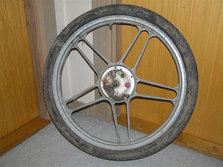 Puch maxi solgt i stumper  - Forfælg! billede 5