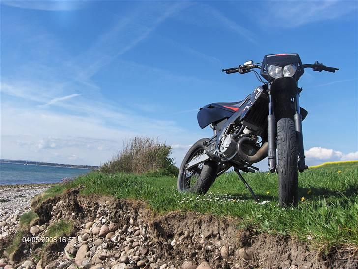 Derbi senda sm x-treme solgt - fuck jeg styre til at tage billeder. 500kr. i timen så har i mig billede 1