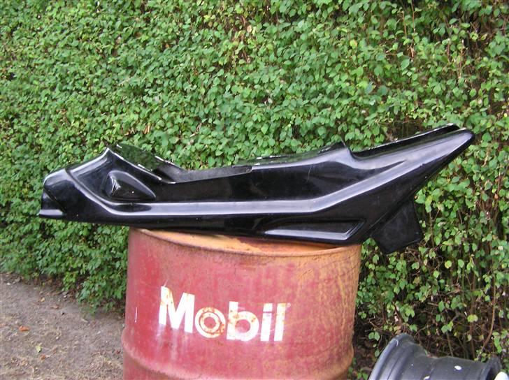 Yamaha FS-1 - Bagkåbe, bilver malet sort, og med Blue Candy. billede 8