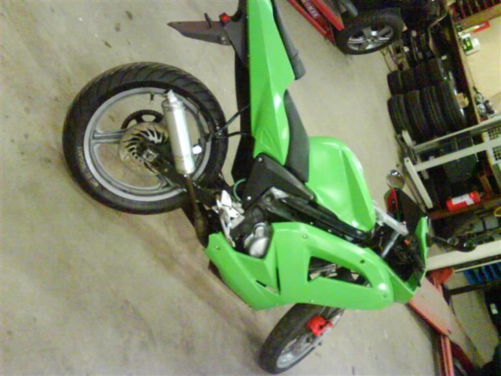 Rieju RS2 matrix solgt - side skjolde er ikk færdig malet endnu billede 5