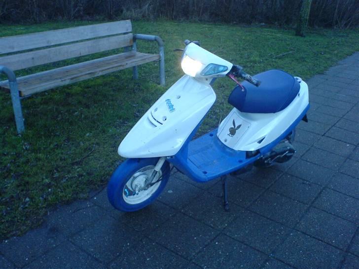 Yamaha jog as SOLGT billede 3