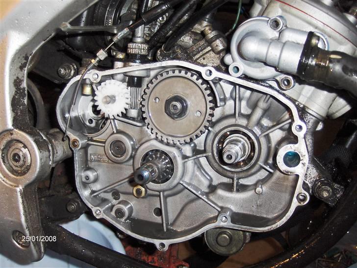 Aprilia RS50. Byttet til Ditech - motor uden kobling, vandpumpe og balance tandhjul  billede 16