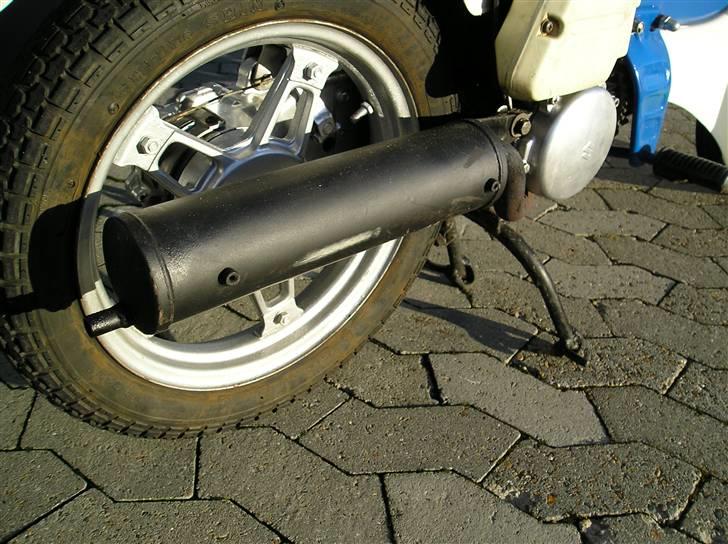 Suzuki FZ50 (SOLGT) billede 7