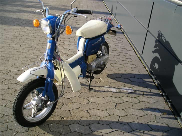 Suzuki FZ50 (SOLGT) billede 9