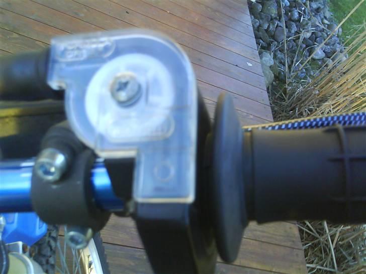 Suzuki RMX til salg billede 8