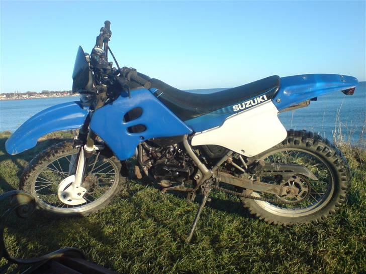 Suzuki rmx - ved stranden :) alle er taget med mobil. billede 16
